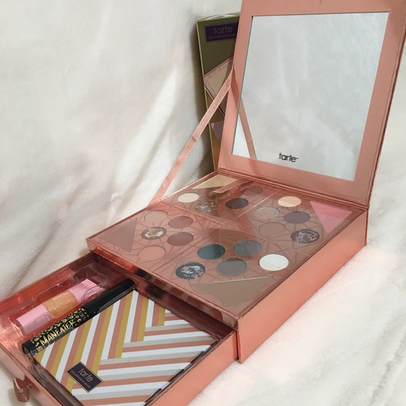 Tarte Eyeshadow/ Make up Gift Set - Picture 5 of 7